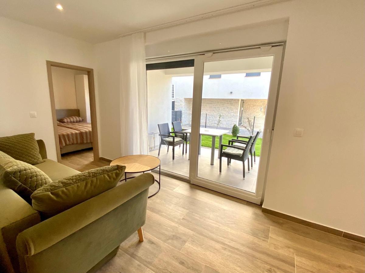 Apartman Terra Medulin Exteriör bild